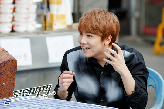 tenasia http://tenasia.hankyung.com/archives/400567