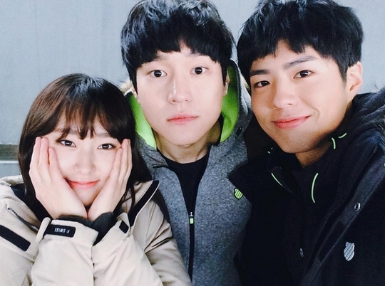 joins http://news.joins.com/article/19081799