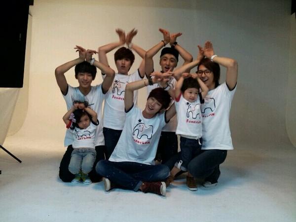 klear http://ja.klear.com/profile/B1A4hellobaby6