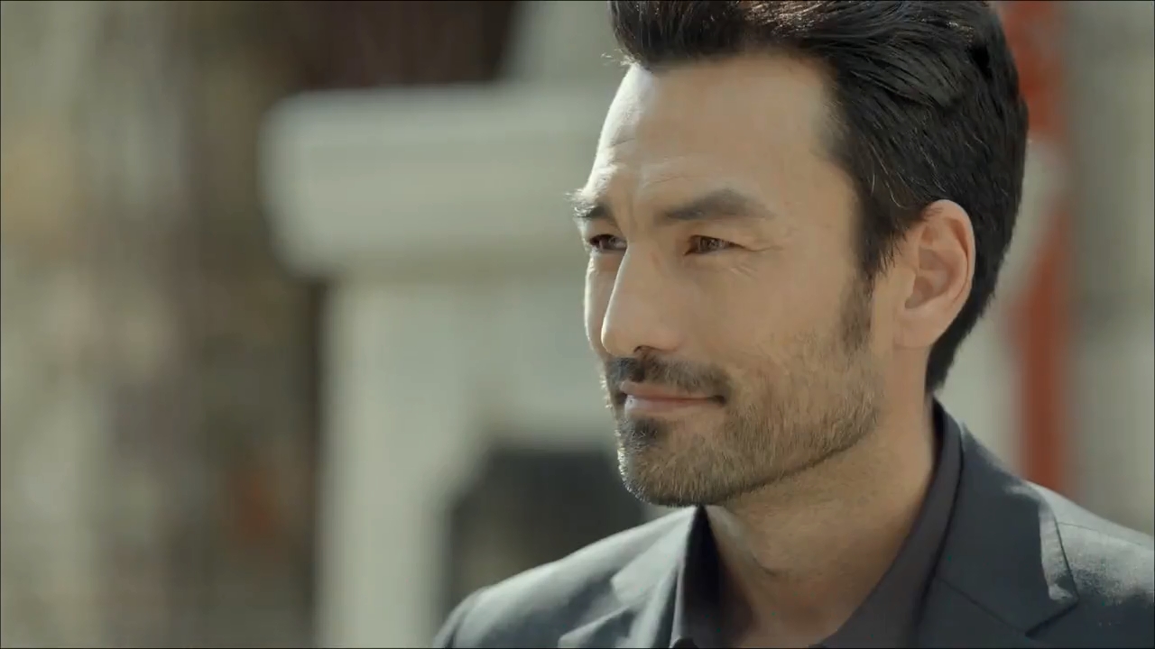 imageinarts http://imageinarts.com/descendants-of-the-sun-david-mcinnis-korean-drama-tv-series-hits/