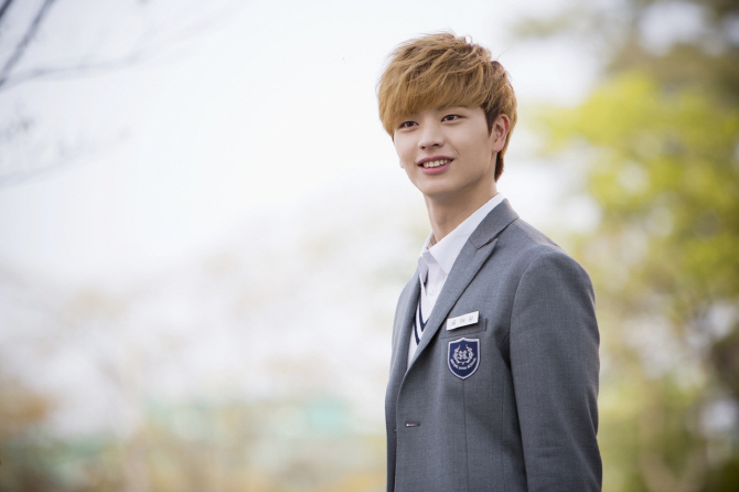 Yook Sung-jae