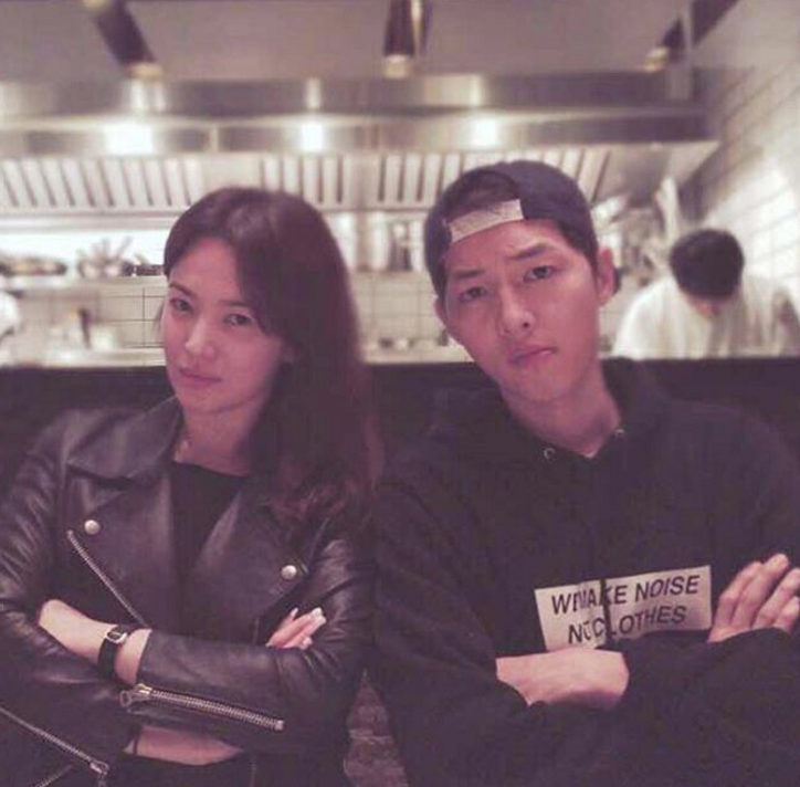 kyo1122 https://www.instagram.com/p/BD0XM6Dn4wt/?taken-by=kyo1122