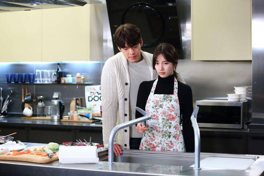 Uncontrollably Fond backhug 3