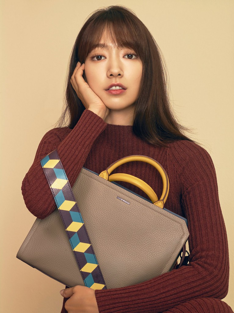 PARKSHINHYE BRUNOMAGLI 4