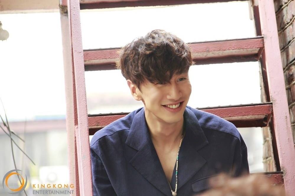 leekwangsoo-bts-poster-