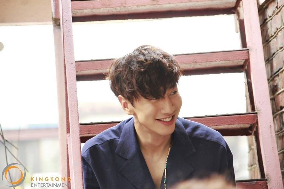 leekwangsoo-bts-poster-