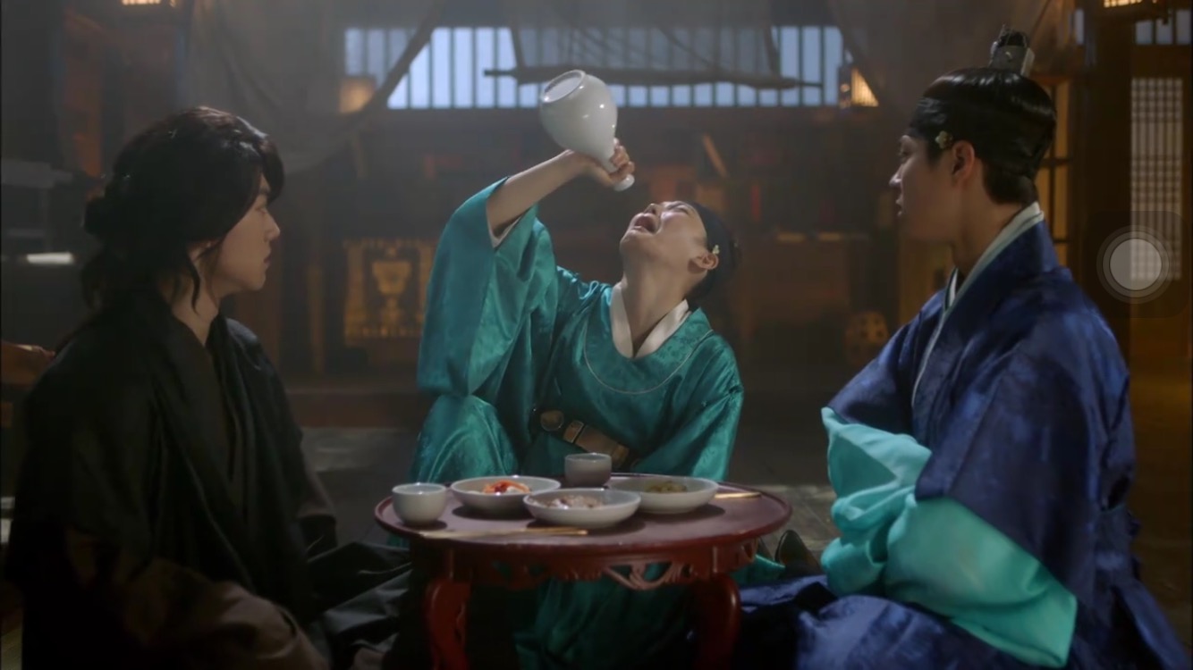 Love In the Moonlight