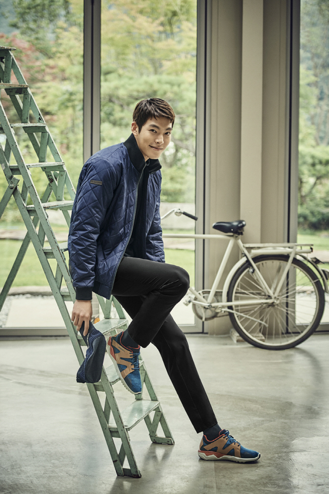 KIMWOOBIN MERRELL 3