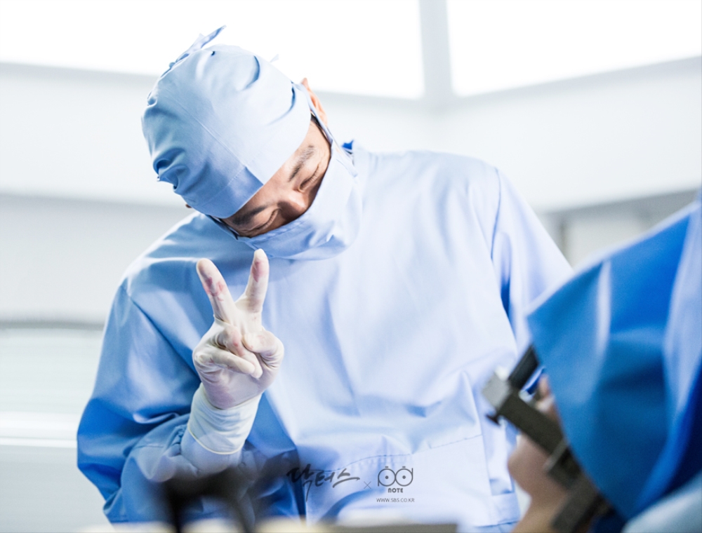 doctors making of real