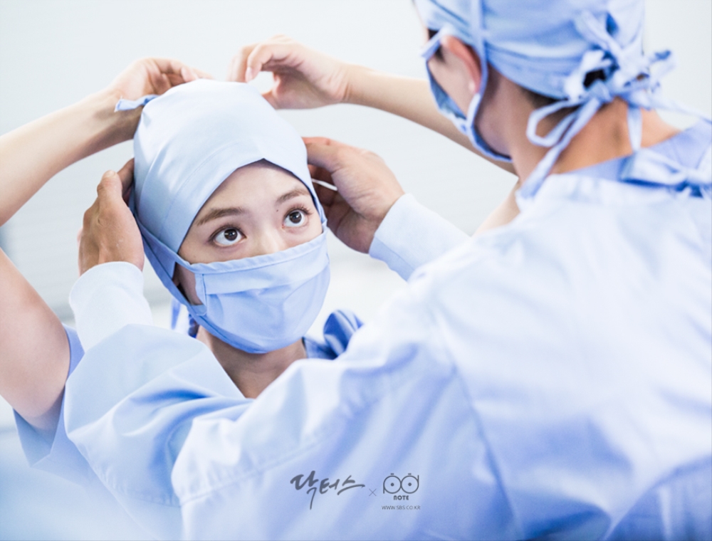 doctors making of real