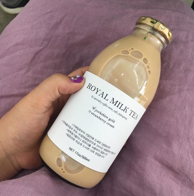royalmilktea-bottle-