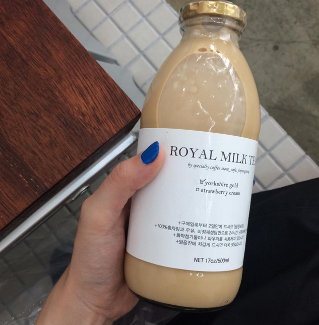 royalmilktea-bottle-