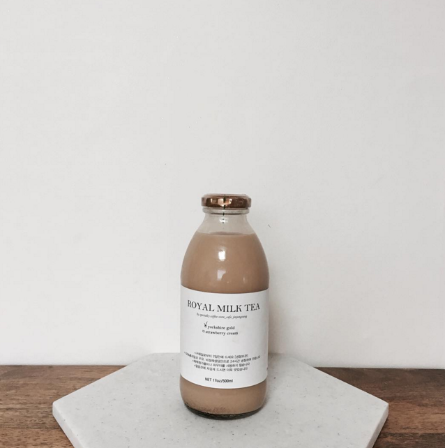 royalmilktea-bottle-