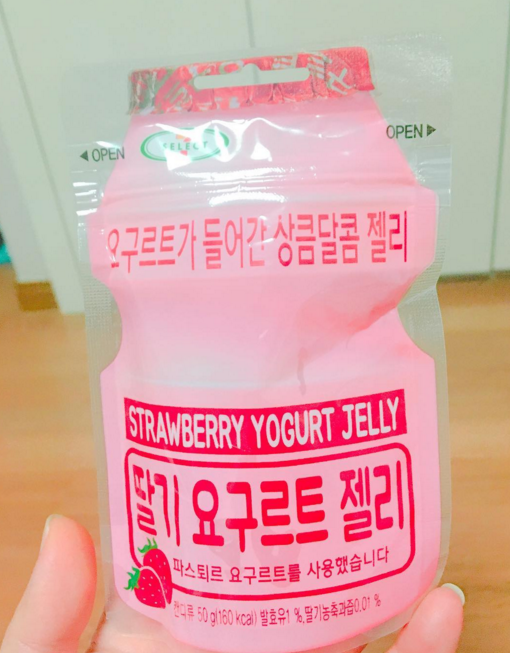 strawberry-yogurt-jelly-