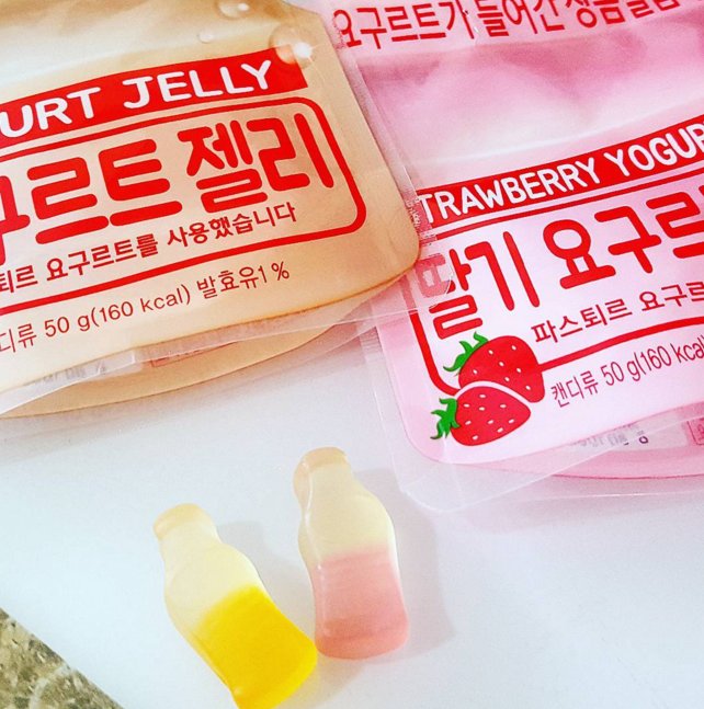 strawberry-yogurt-jelly-