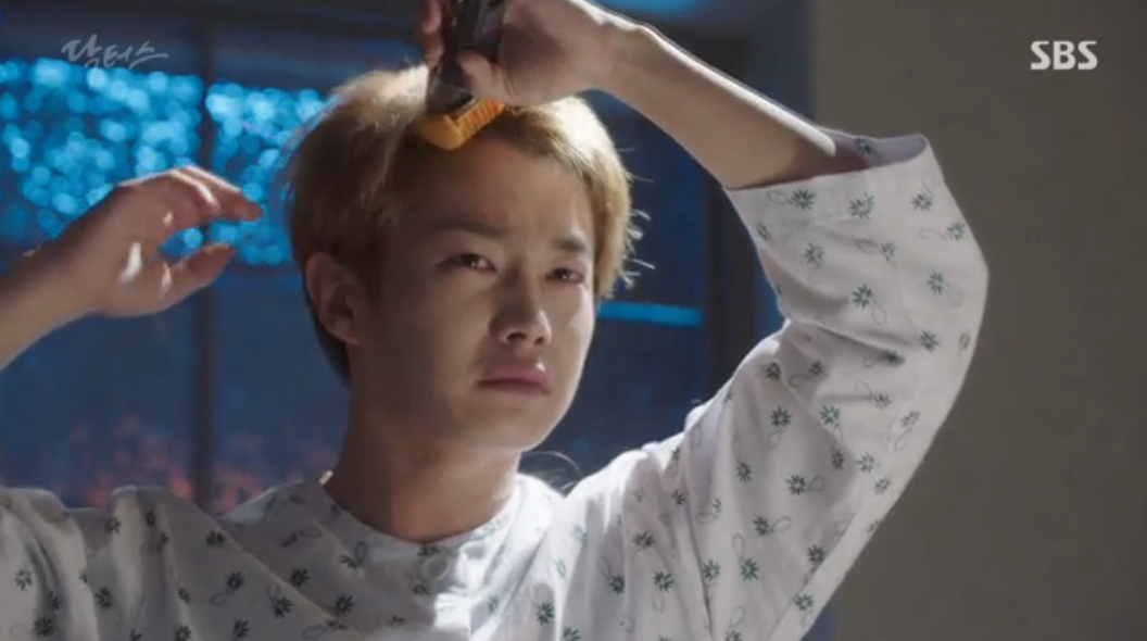 doctors-kimminseok-shavehair-