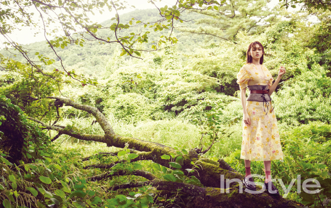 Lee Sung Kyung instyle 2