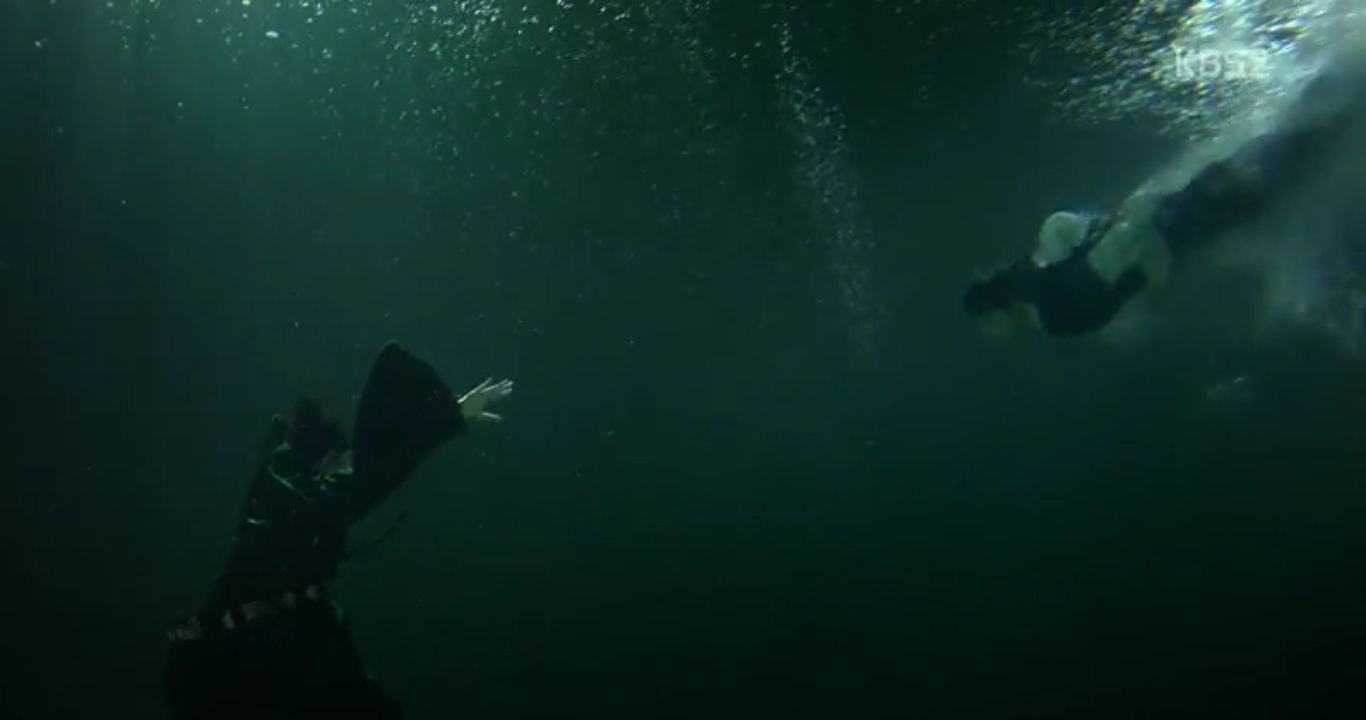 Love in the Moonlight 