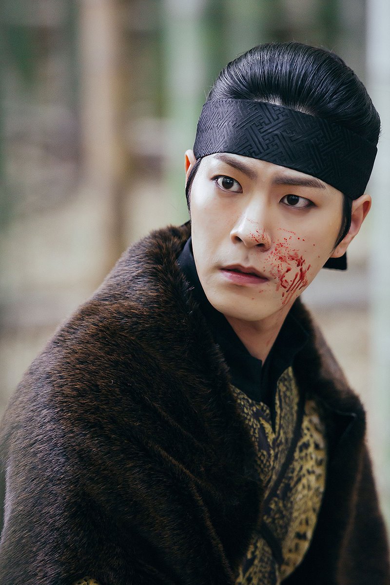 hongjonghyun-behind-cut-