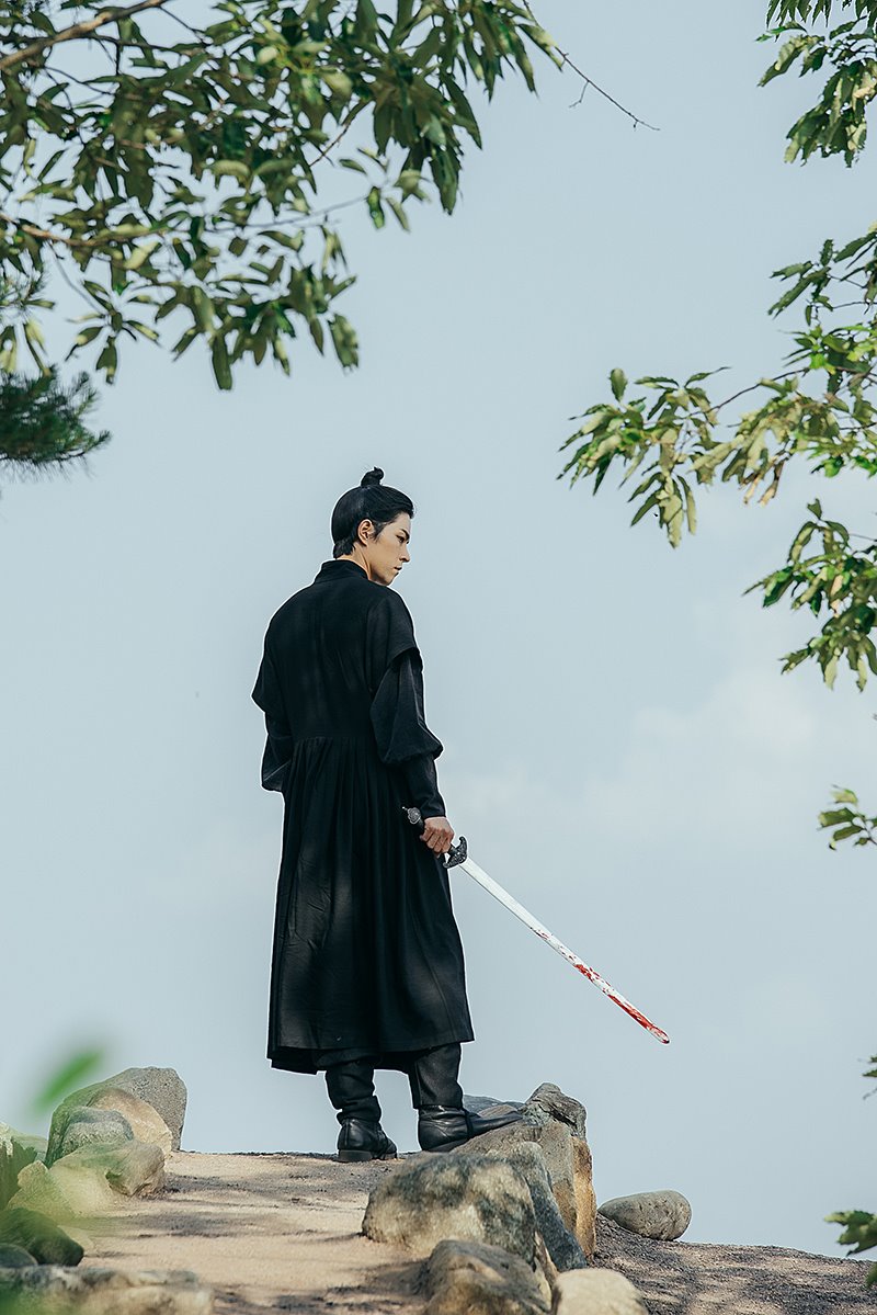 hongjonghyun-behind-cut