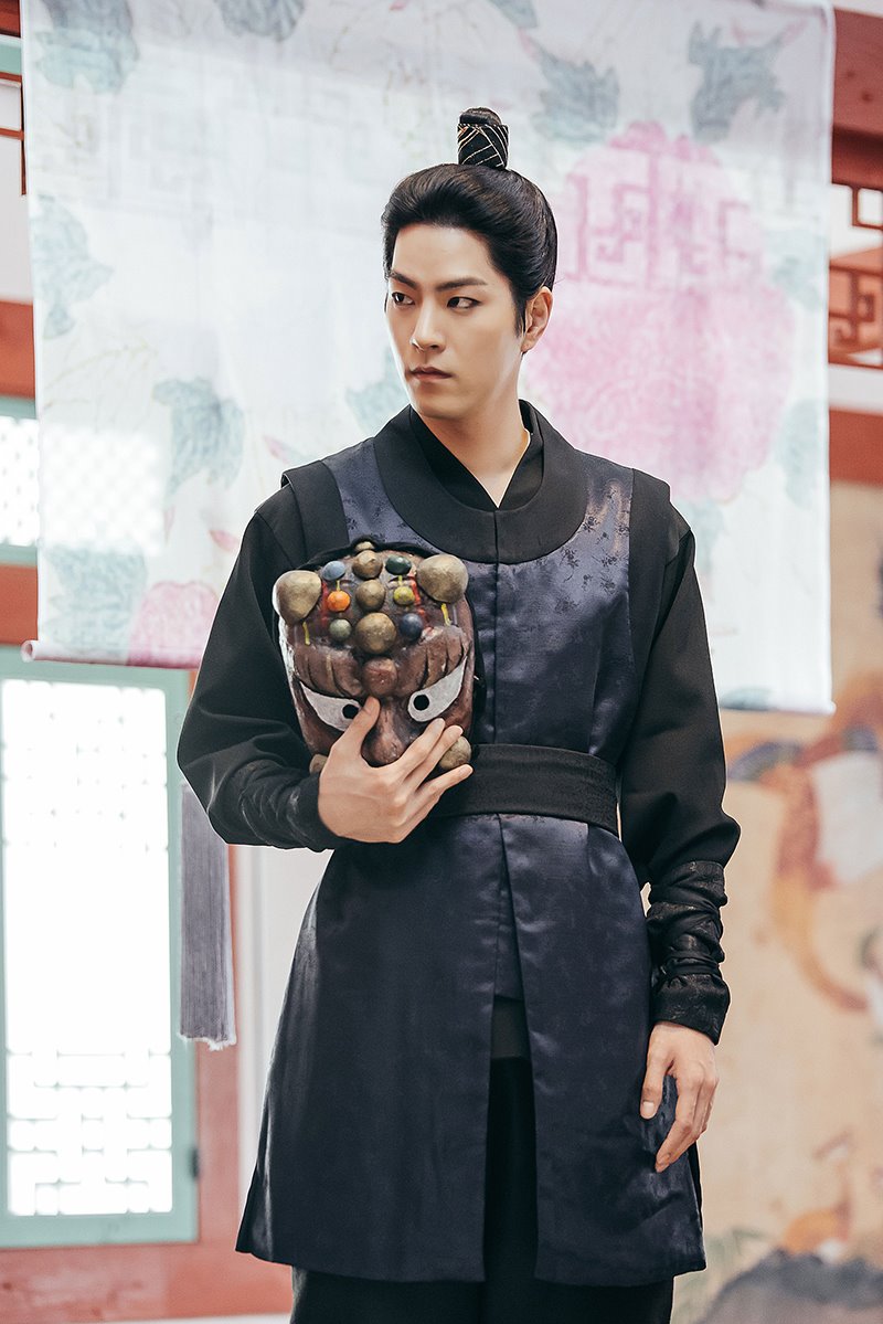 hongjonghyun-behind-cut-