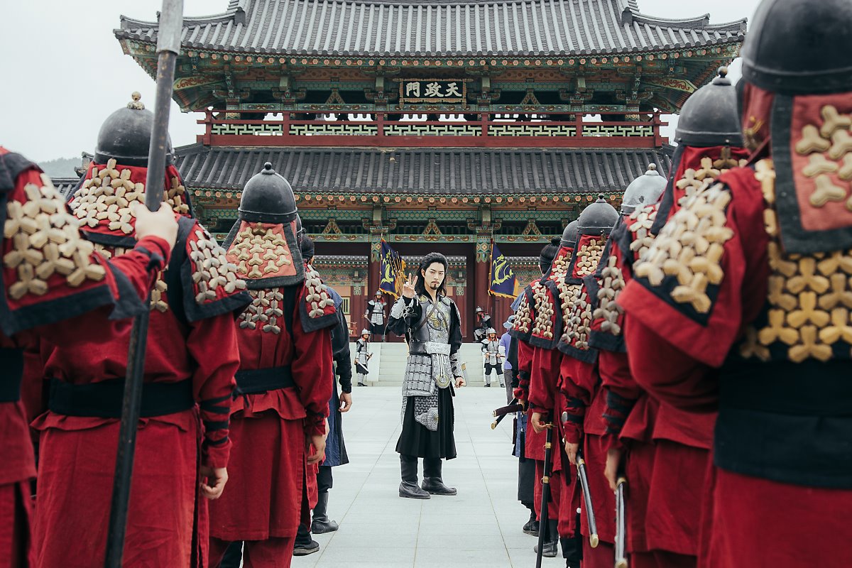 hongjonghyun-behind-cut