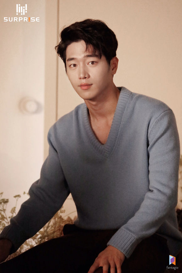 seokangjun-veronica-london