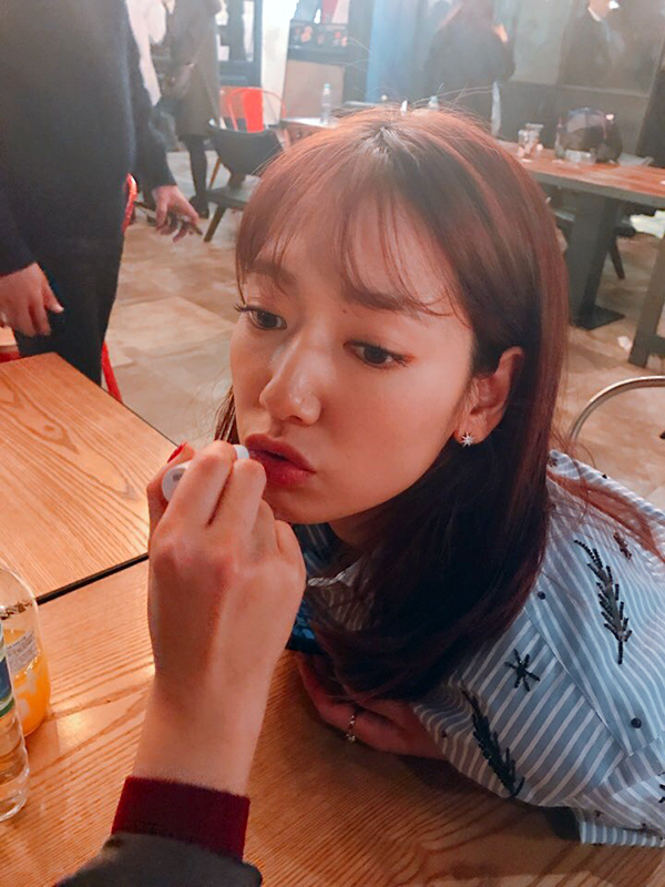 Park Shin-hye brother