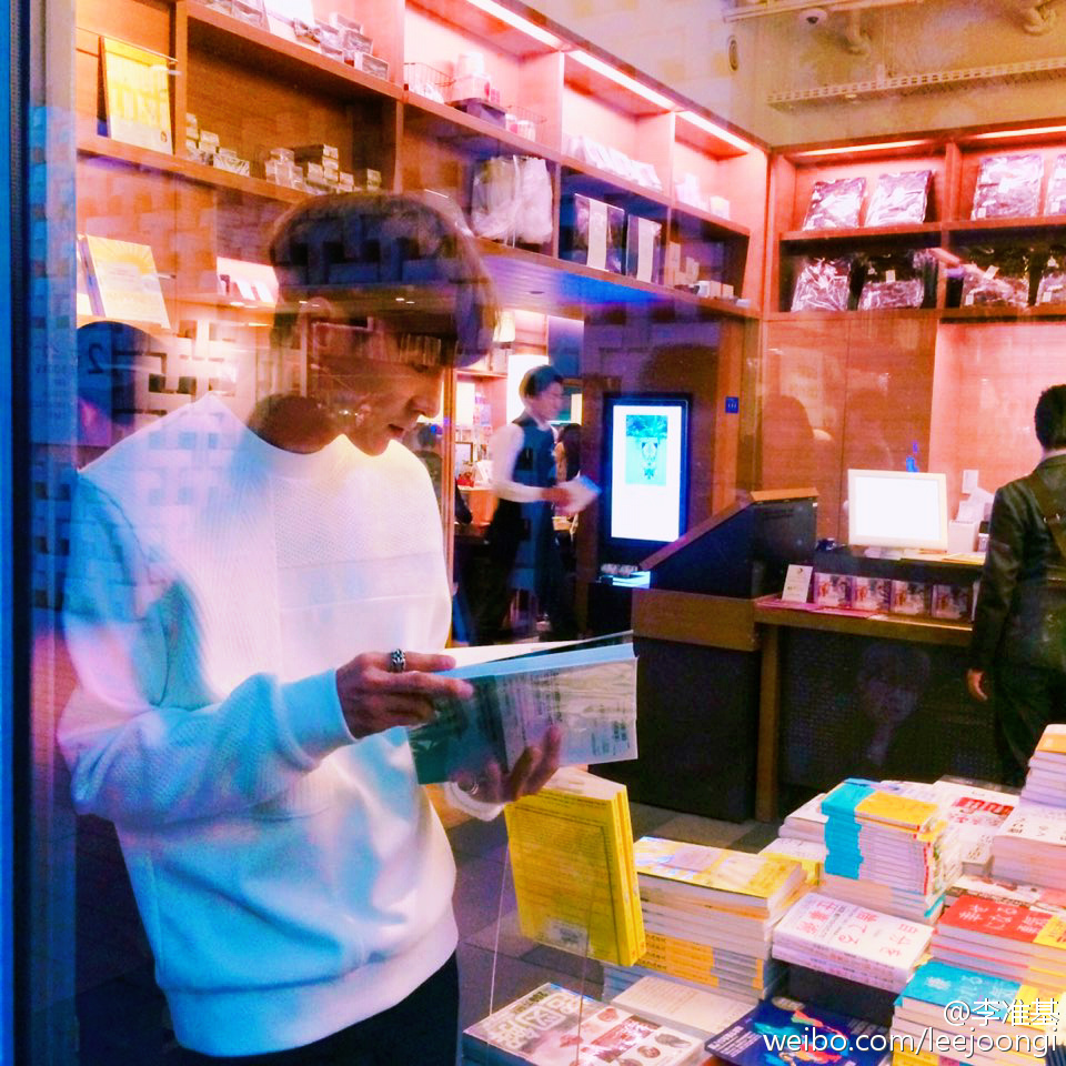leejoongi weibo