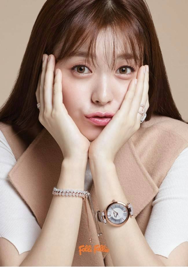 hanhyojoo-folli-follie
