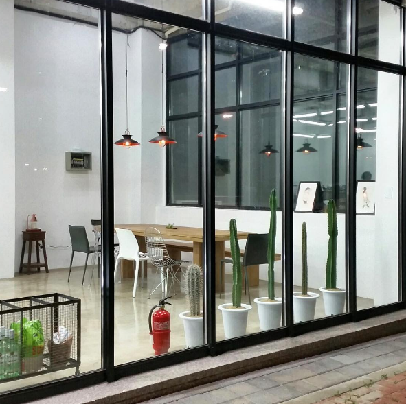 Cafe jinjungsung Instagram