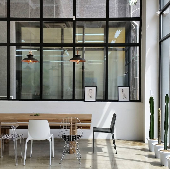 Cafe jinjungsung Instagram