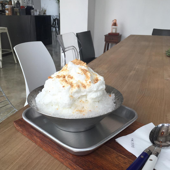 Cafe jinjungsung Instagram