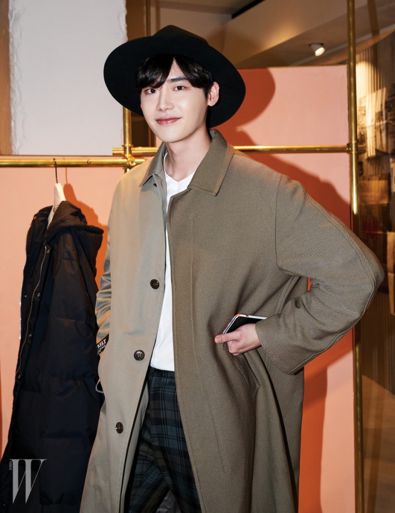 broadbrim leejongsuk