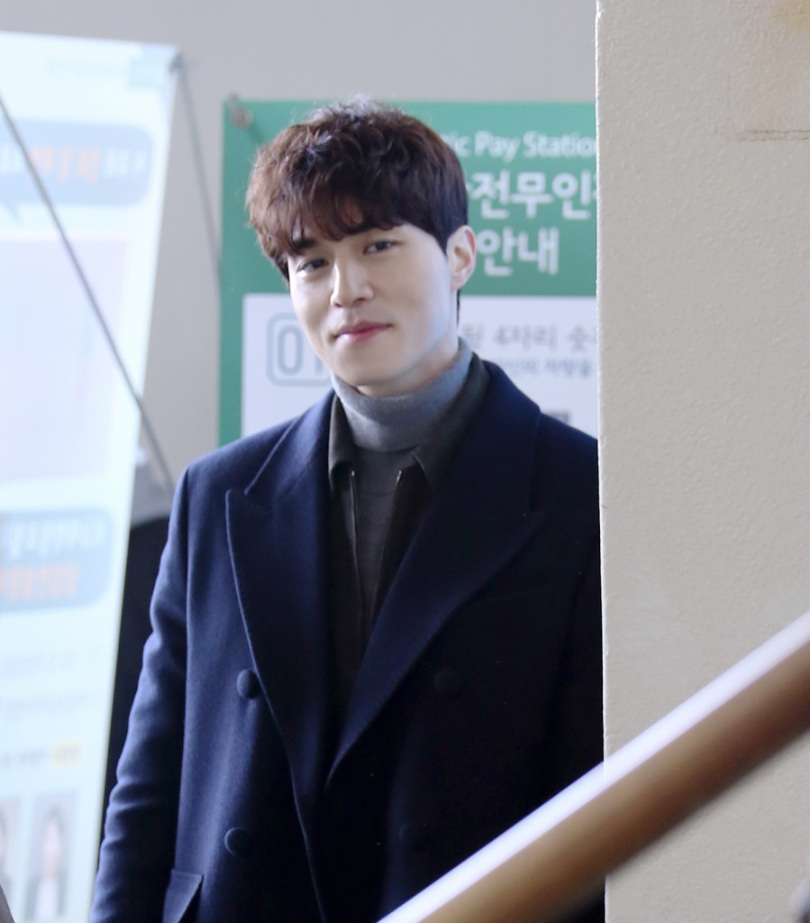guardian lee dong wook behind 7
