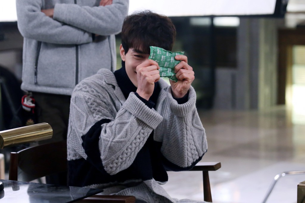 guardian lee dong wook behind 11