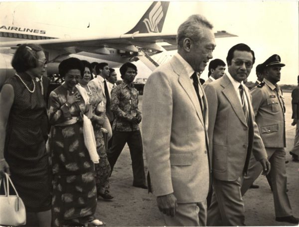 Mr. Lee with then Prime Minister of Malaysia Mahathir Mohamad