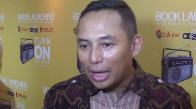 Presenter sekaligus anggota DPR RI dari Fraksi PDIP, Nico Siahaan. [Suara.com/Ismail]