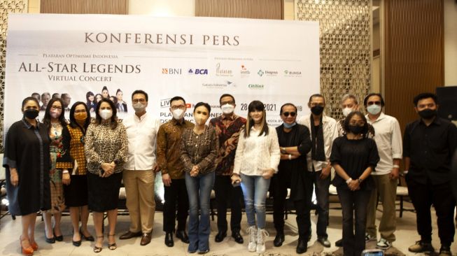 Para penyanyi senior di acara konfrensi pers All Star Lengends Virtual Concert di Jakarta. [dokumentasi pribadi]