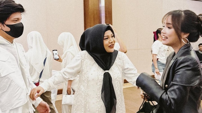 Atta halilintar, Aurel Hermansyah, Fuji