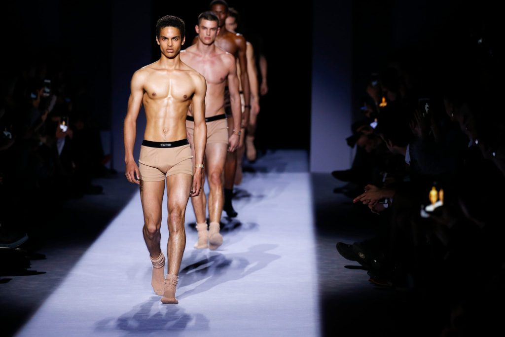 Many Firsts in Tom Ford’s Debut Fall/Winter’18 Menswear Many Firsts in Tom Ford’s Debut Fall/Winter’18 Menswear