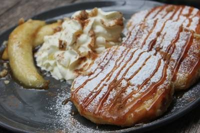 Ricotta Pancakes ร้านIwane Goes Nature