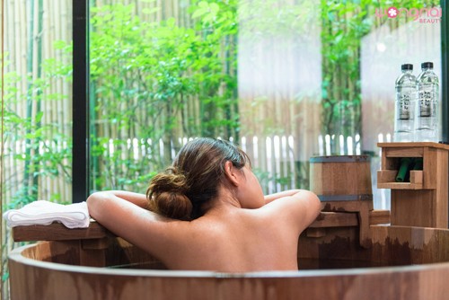 แช่ออนเซ็น Kashikiri Onsen and Spa