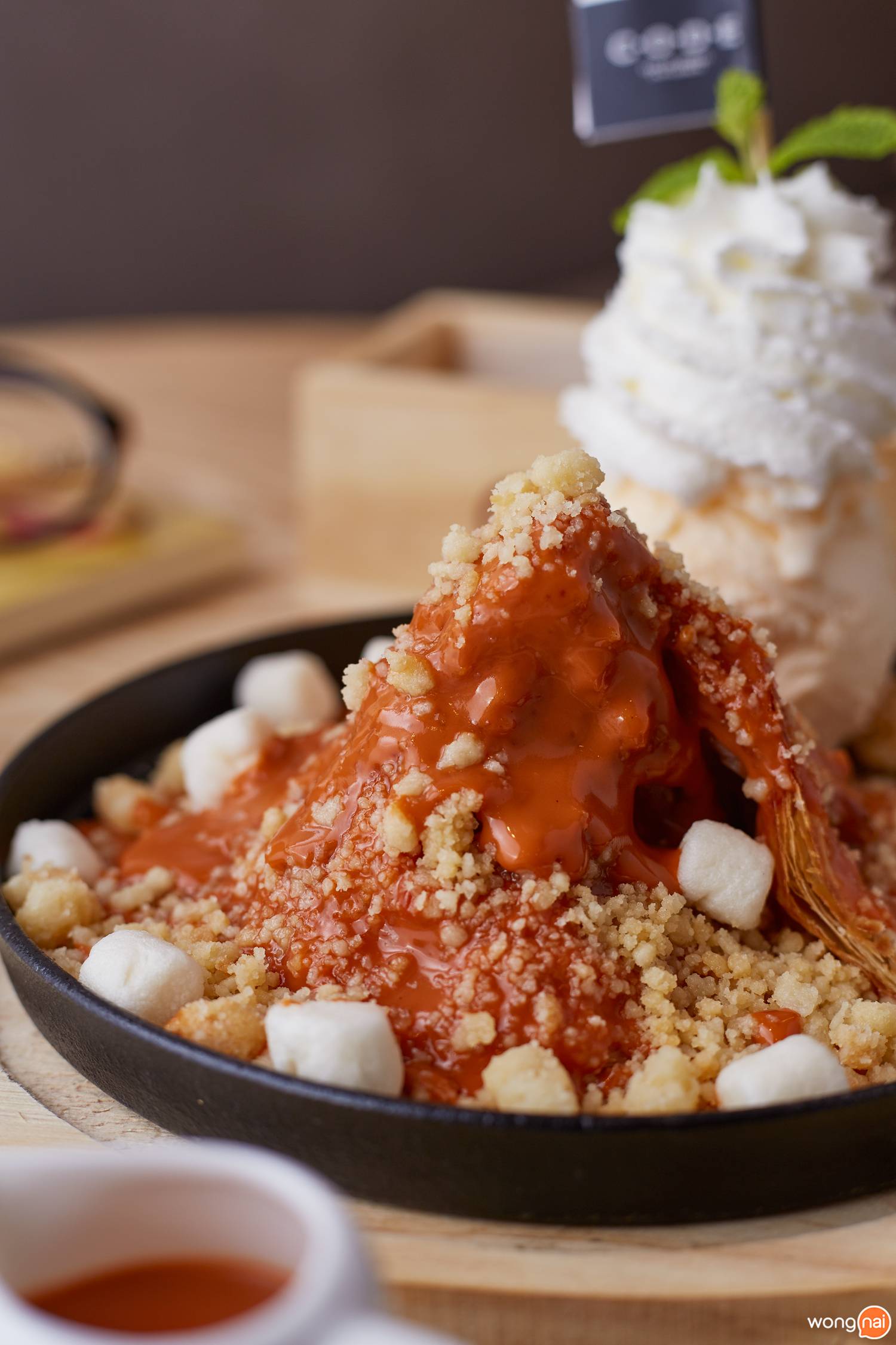 Thai Tea Roti Sizzling