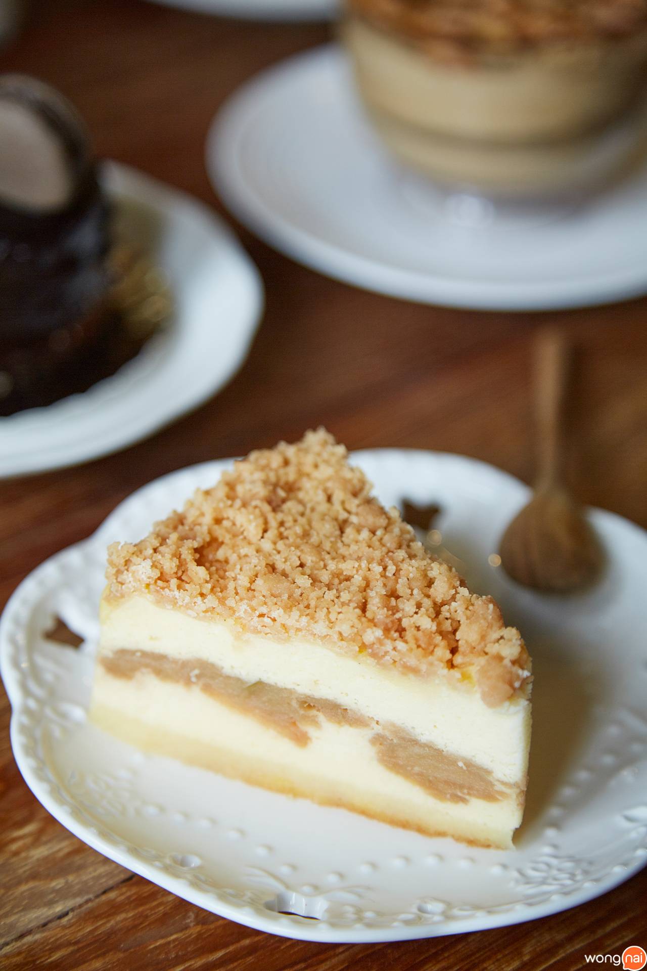 เมนู “แอปเปิ้ลครัมเบิ้ลชีส” ของร้าน “Bake a wish”