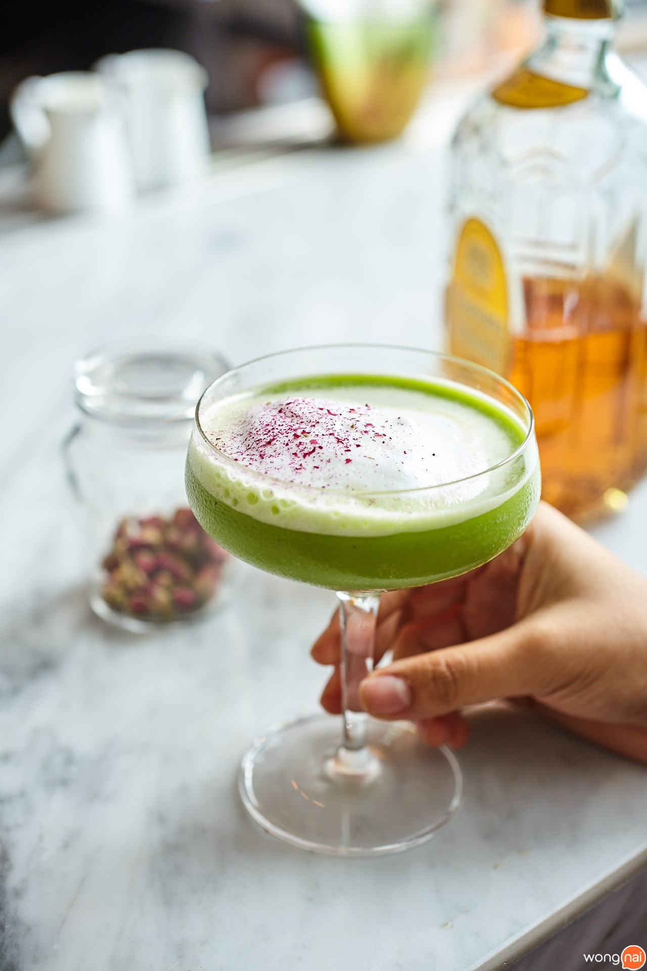 Charm Eatery&Bar