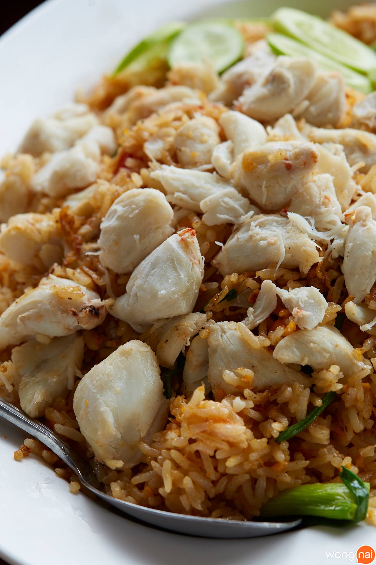 “ข้าวผัดปู” ของร้าน “แดงอาหารทะเลต้นตำรับ"