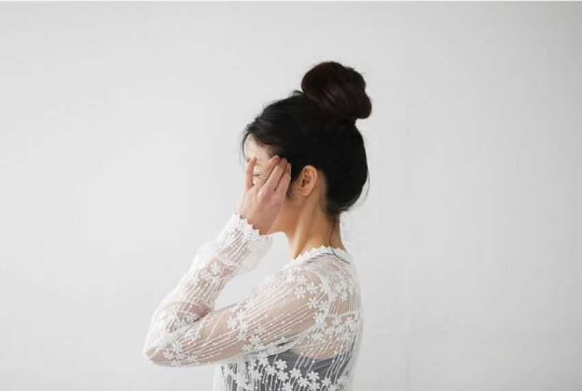 image of 10 วิธีมัดมวยสูงสุดน่ารัก... เติมความสดใส ไฉไลรับหน้าร้อน > <