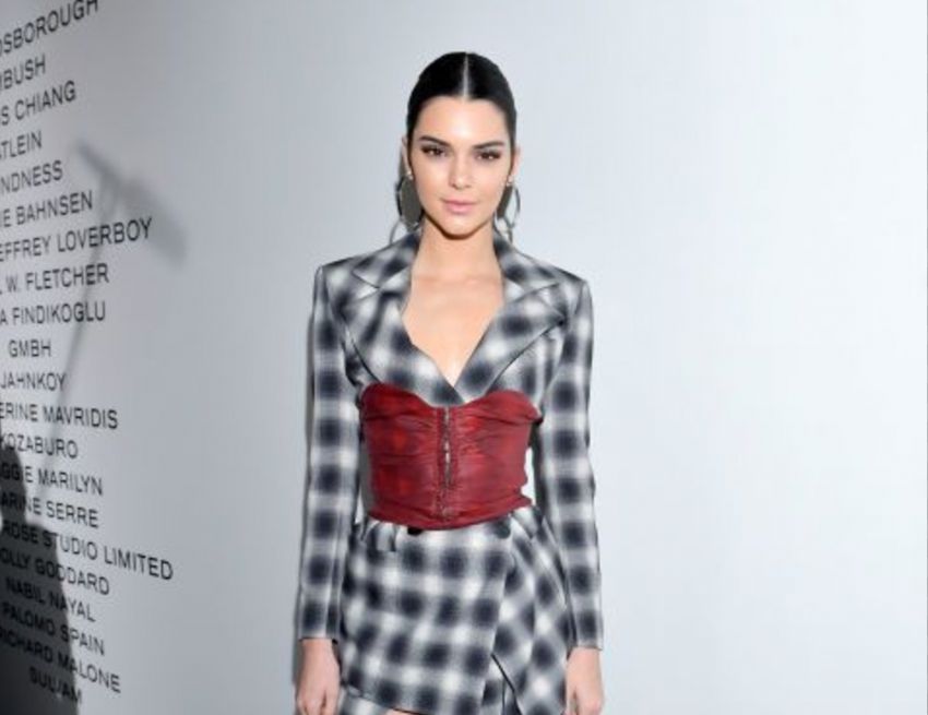 image of 30 แฟชั่น 'Corset' ไอเทมเด็ด... อัพลุคใหม่สวยล้ำ นำเทรนด์ได้อีก!