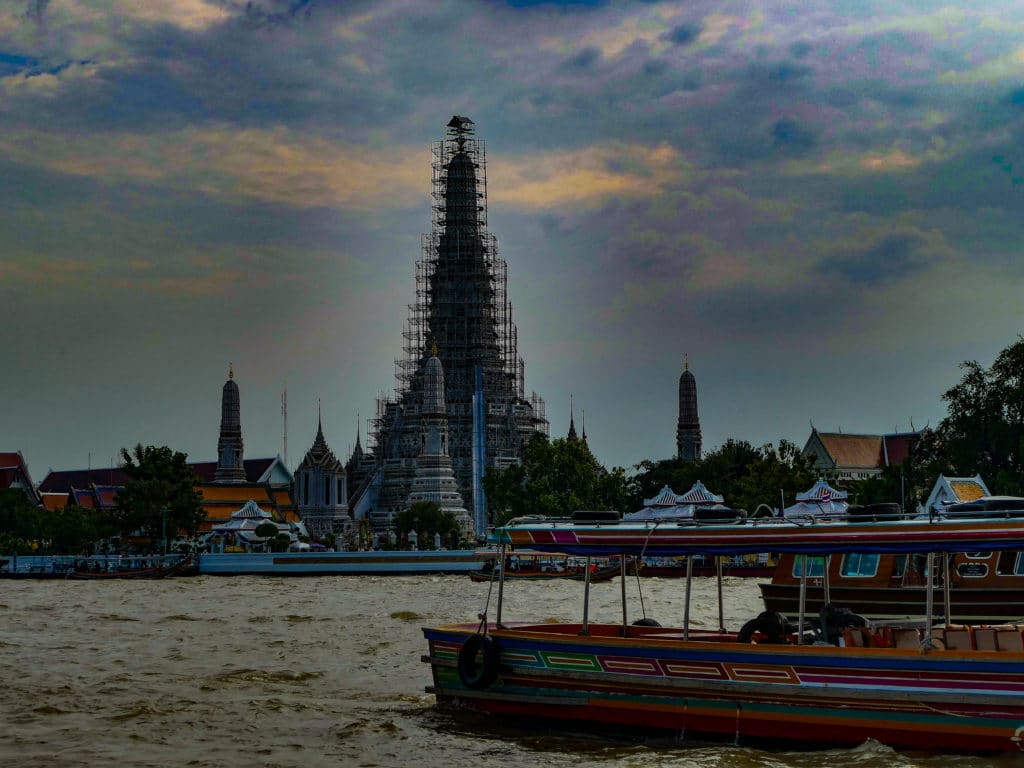 Wat Arun , Bangkok